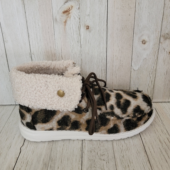 GYPSY JAZZ- ODION TAUPE LEOPARD HIGH TOP SNEAKERS - Picture 7 of 8